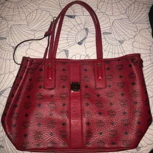 Red MCM purse ( reversible)